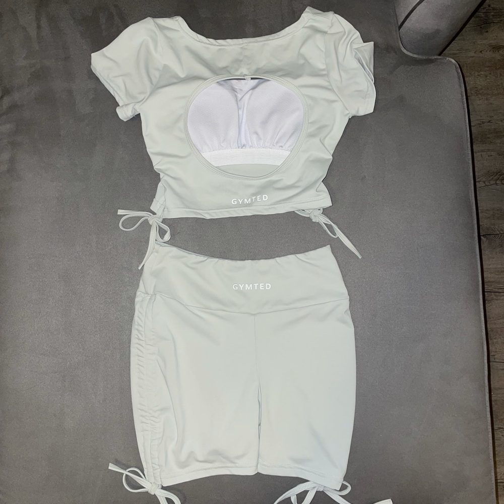 Matching Workout Set - Picture 2 of 3